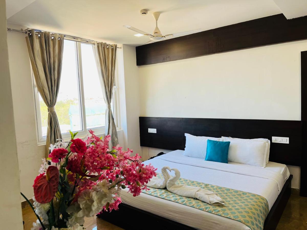 Hotel Elite By Signature Group ไฮเดอราบัด ภายนอก รูปภาพ