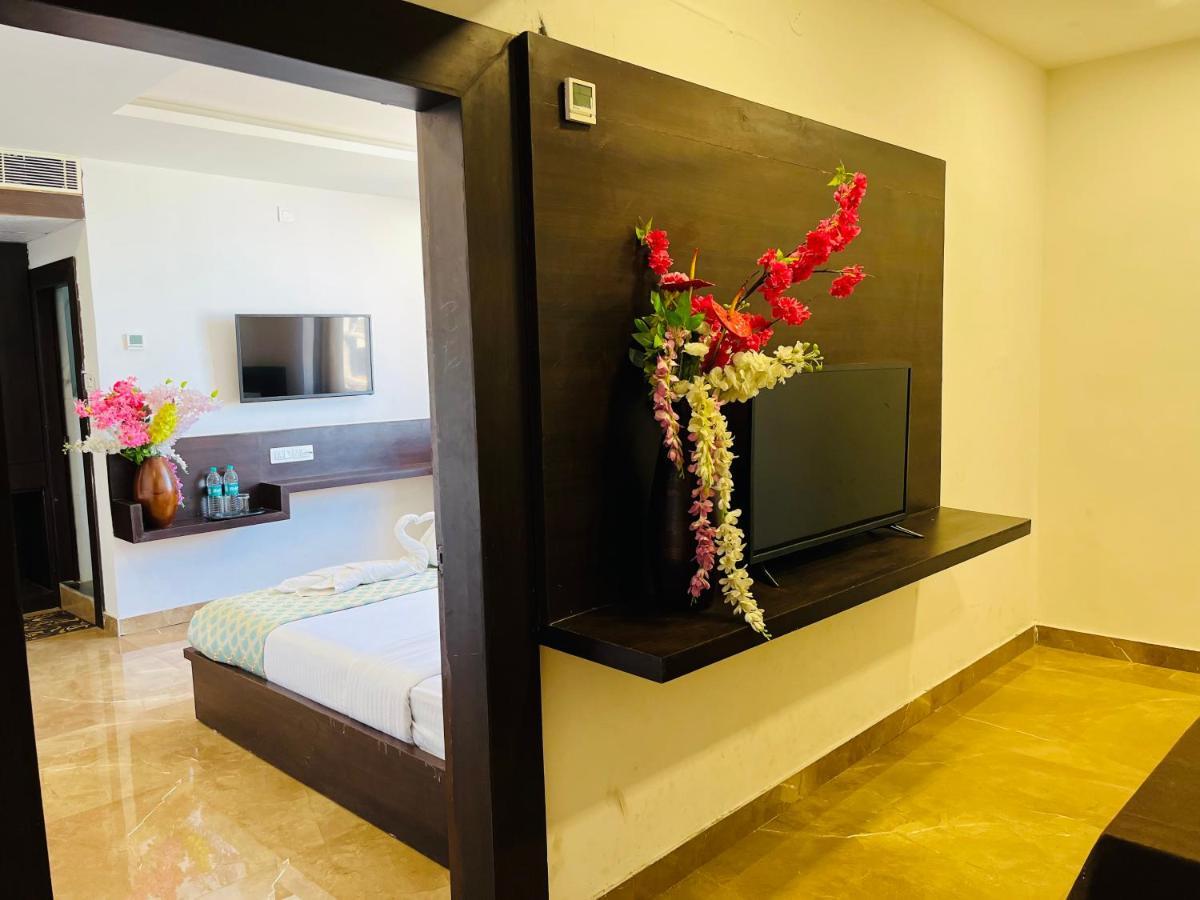 Hotel Elite By Signature Group ไฮเดอราบัด ภายนอก รูปภาพ